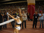 Llegada a meta de la ganadora en categoría femenina