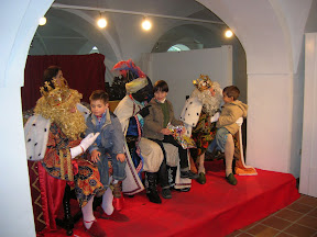 Vista de la Recepción de los Reyes Magos en la Biblioteca el 5 de Enero de 2008.Foto: Pozoblanco News, las noticias y la actualidad de Pozoblanco (Córdoba)* www.pozoblanconews.blogspot.com