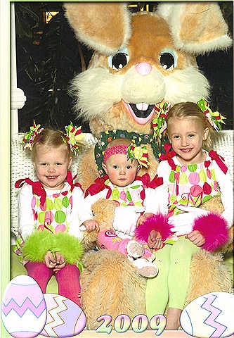 [Easter Bunny 2009[6].jpg]