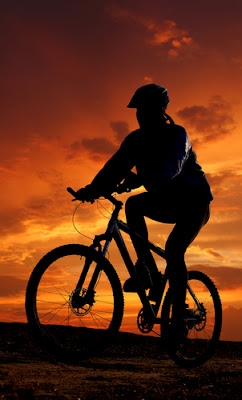 [Image: night_mtb_rider.jpg]