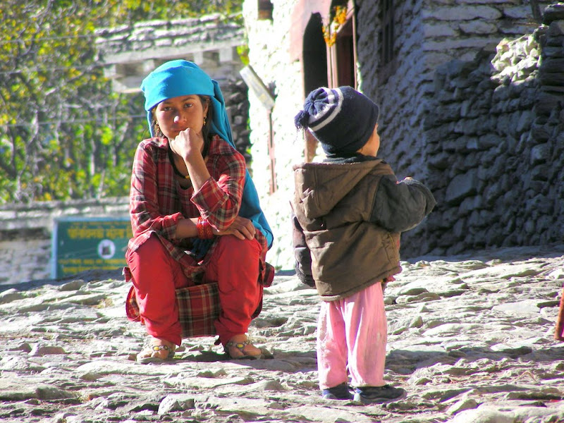 Красивые девушки долины Катманду. Фото.