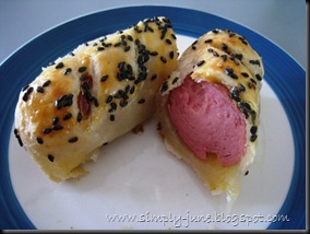 Roti Hotdog-2 Roti Hotdog-2