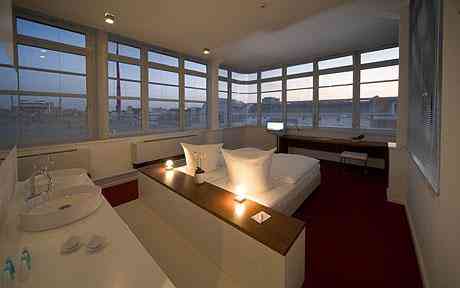 Ellington Hotel, Berlin road house review