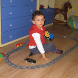 2010.02.12--(Kaloian.Vkushti.S.Lego.Vlaka)