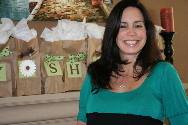 [lea's baby shower 021[2].jpg]