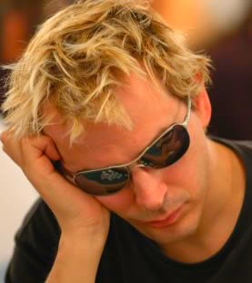 [phil-laak[6].jpg]