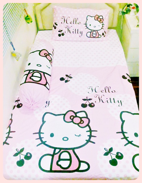 hello kitty bed
