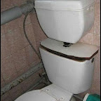 unusual_and_funny_toilets_05
