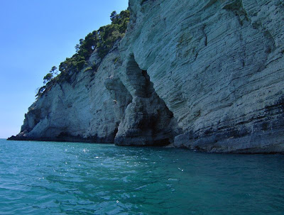 Image of Falesia nella Baia di Vignanotica Image of Falesia nella Baia di Vignanotica