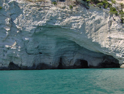 Image of Falesia nella Baia di Vignanotica Image of Falesia nella Baia di Vignanotica