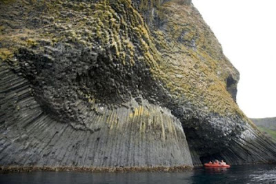 Image of Akun Island columnar basalt