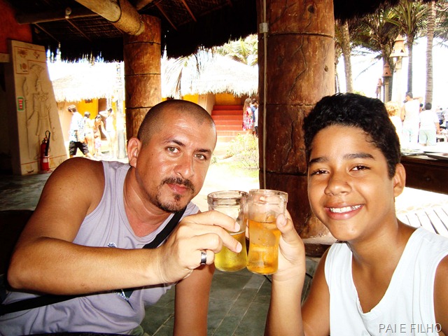 [Eu e Marcelinho[6].jpg]