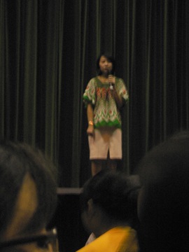 [Principal Julie Hoo[16].jpg]