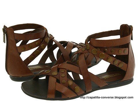 Olio sandalo:T374.{936639}