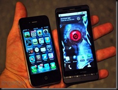 New-Motorola-Droid-X-vs.-Apple-iPhone-4