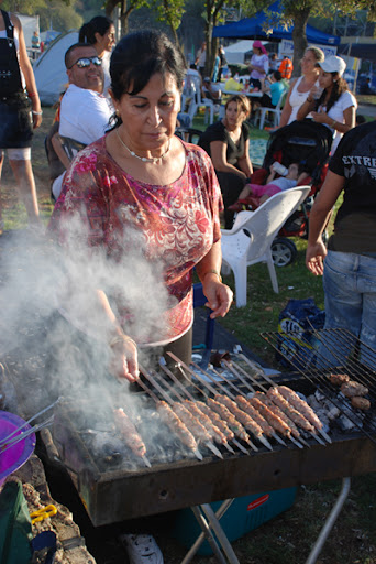 women grilling