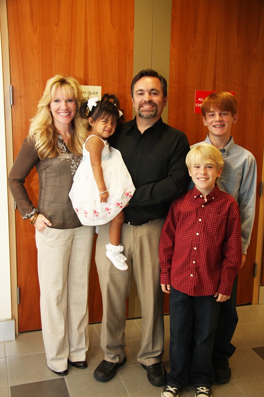 [family-day1[7].jpg]