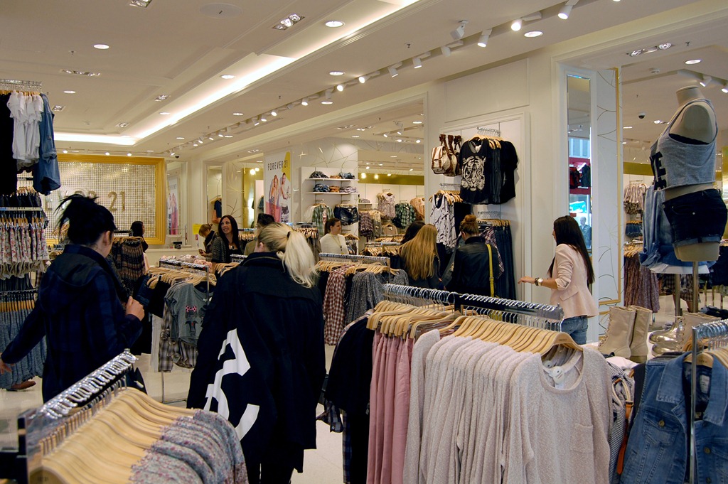 [Forever 21 Wien Mariahilferstraße3[6].jpg]