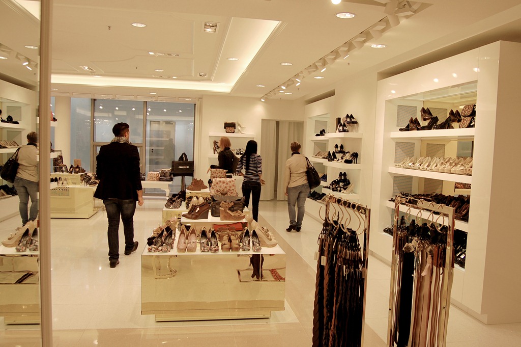 [Forever 21 Wien Mariahilferstraße10[6].jpg]