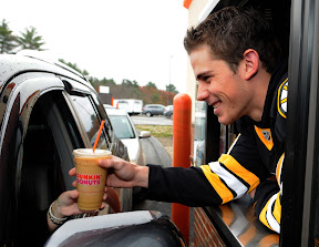 Tyler Seguin at a Dunkin' Donuts in Wilmington, MA on Tuesday, November 9, 2010
