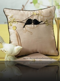 le-coussin-dalliance-mariage-oiseaux-damour le-coussin-dalliance-mariage-oiseaux-damour