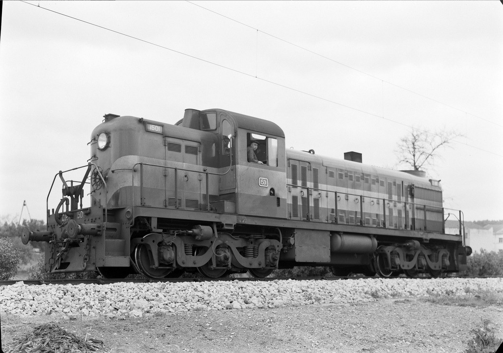 [Locomotiva a Diesel[4].jpg]
