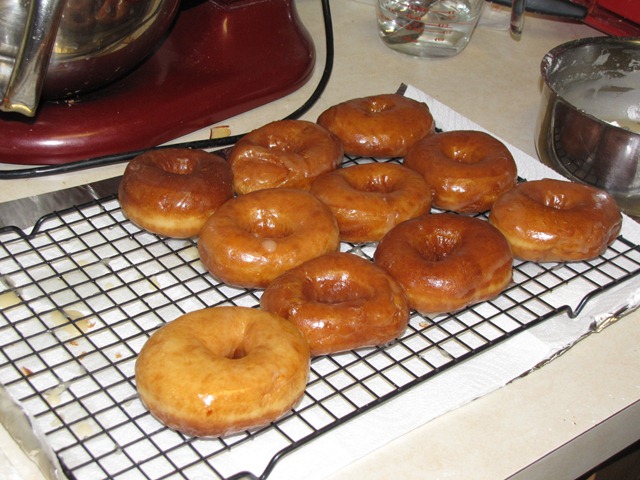 [doughnuts, thanksgiving 007[2].jpg]