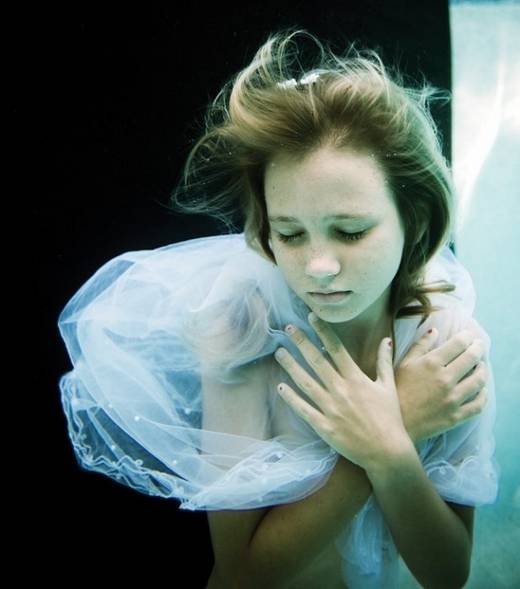 girls_and_water_14.jpg