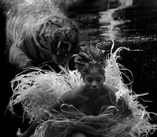 girls_and_water_21.jpg