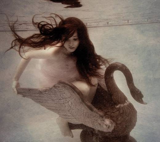 girls_and_water_22.jpg