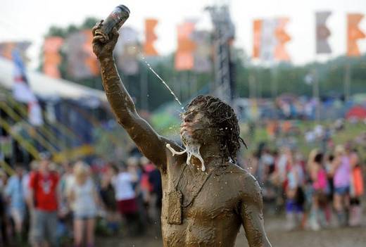 glastonbury_rock_festival_19.jpg
