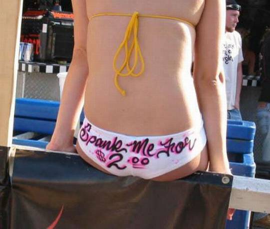 funny_underwear_pictures_4.jpg