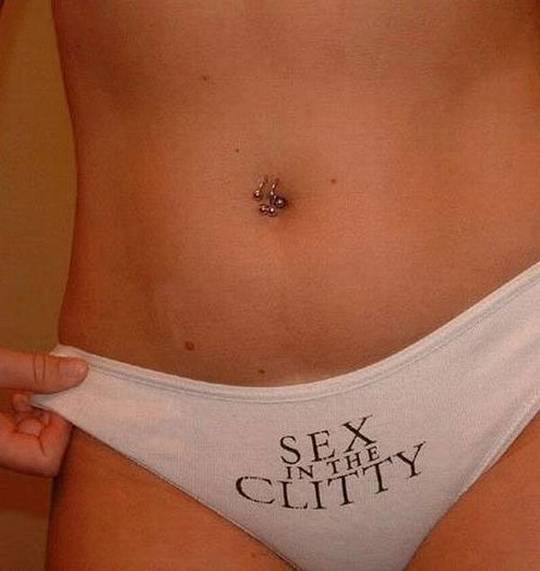 funny_underwear_pictures_24.jpg