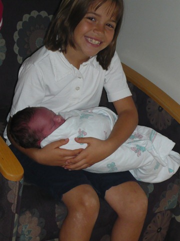 [BabyMaxsfirstday0297.jpg]
