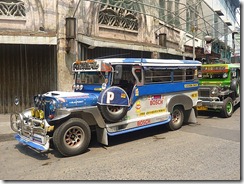 1.1280806351.manila-jeepney-er-public-bus