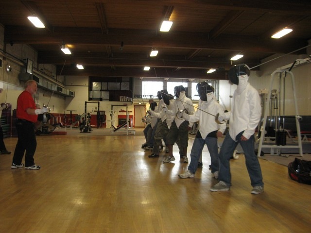 [fencing 13[2].jpg]