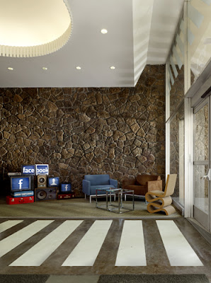 Oficinas de facebook 3764887695 d21196d2a6 o Así son las oficinas centrales de Facebook