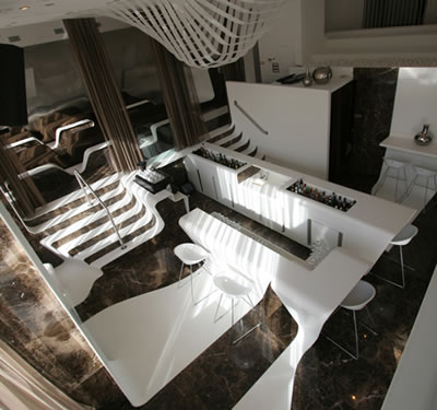 Bar a rayas en Atenas frame bar 3 Bar a rayas en Atenas
