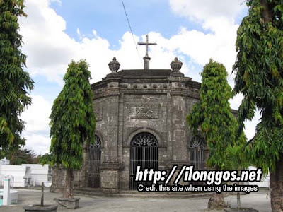 cabatuan_cemetery_20.jpg