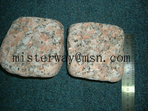 tumbled granite backsplash