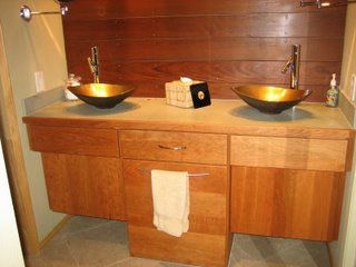 shoemaker+bathroom.JPG
