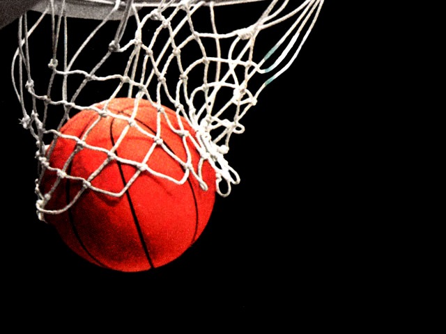 [basketball-hoop[4].jpg]
