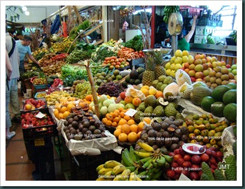 DSC03317-BIS-Funchal-marché aux fruits et légumes BW