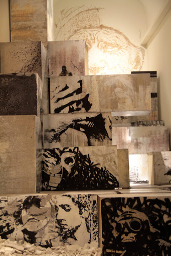 Vhils