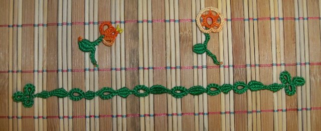 flores y brazalete con hojas cluny