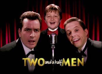 Capa Série Two and a Half Men é Paralisada Por Tempo Indeterminado Capa Série Two and a Half Men é Paralisada Por Tempo Indeterminado