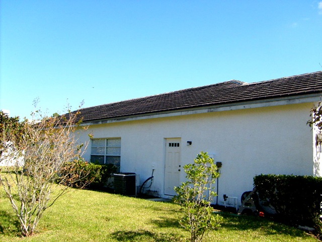[Tampa Non Pressure Roof Cleaning 021[2].jpg]