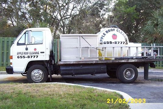[tampa roof cleaning truck[2].jpg]