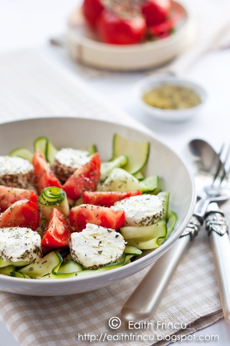 salata de dovlecei cu branza de capra