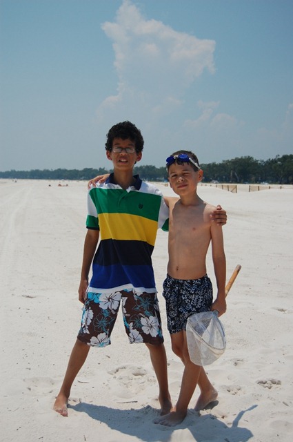 [Beach Ernie and Chase[7].jpg]